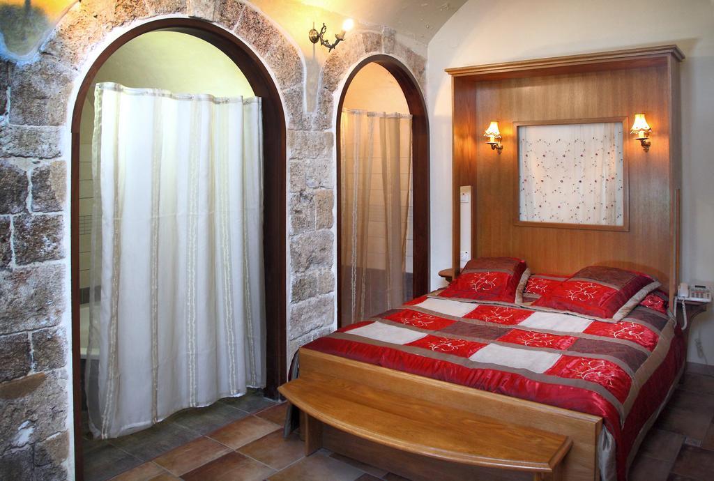 Akkotel-Boutique Hotel Bilik gambar